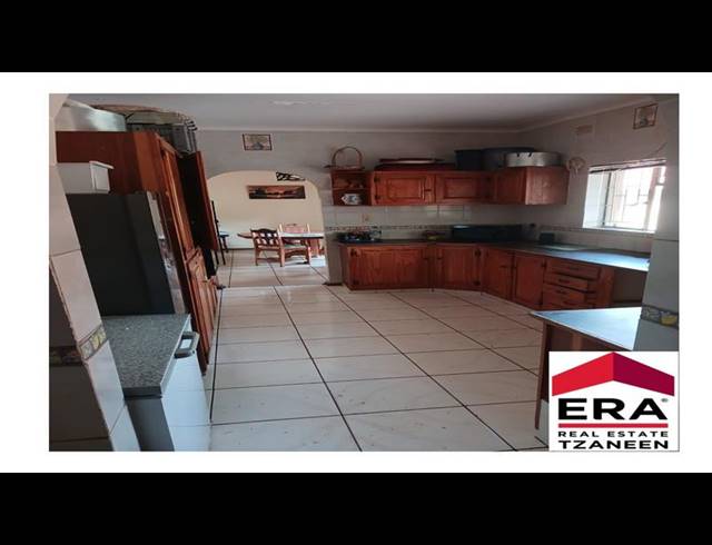 4 BEDROOM HOUSE FOR SALE IN AQUA PARK